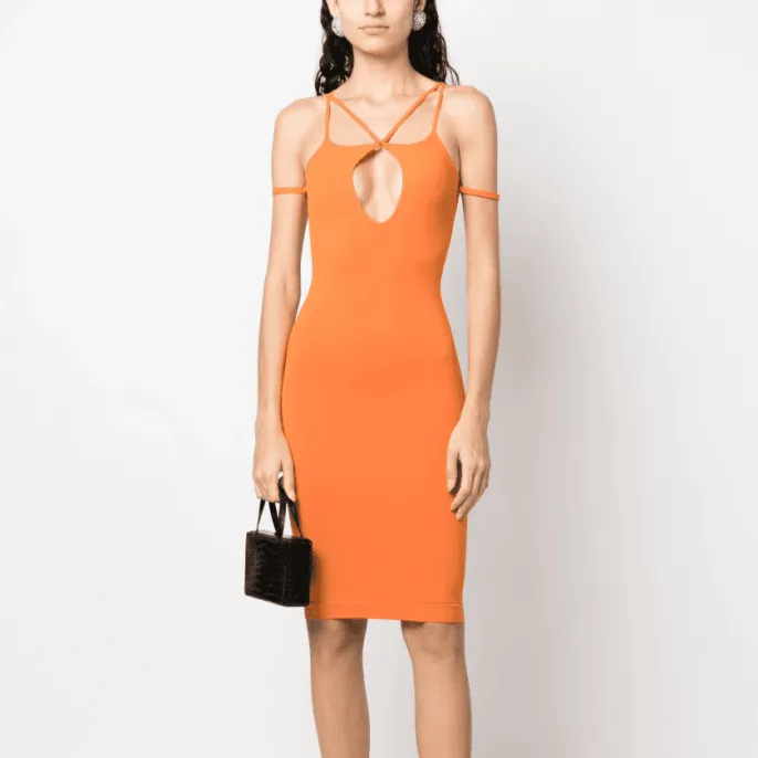 Силуэтное платье, размер S